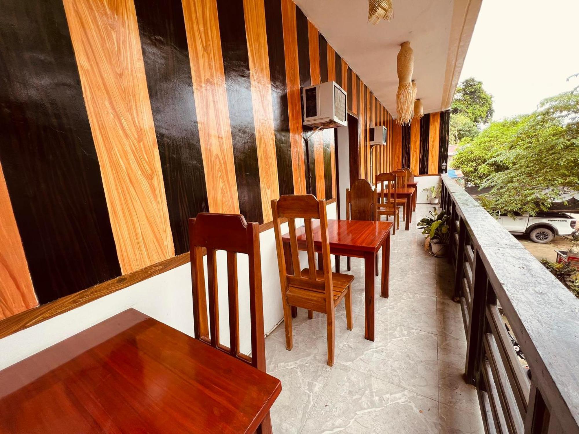 Brenmariel Tourist Inn El Nido Exterior foto