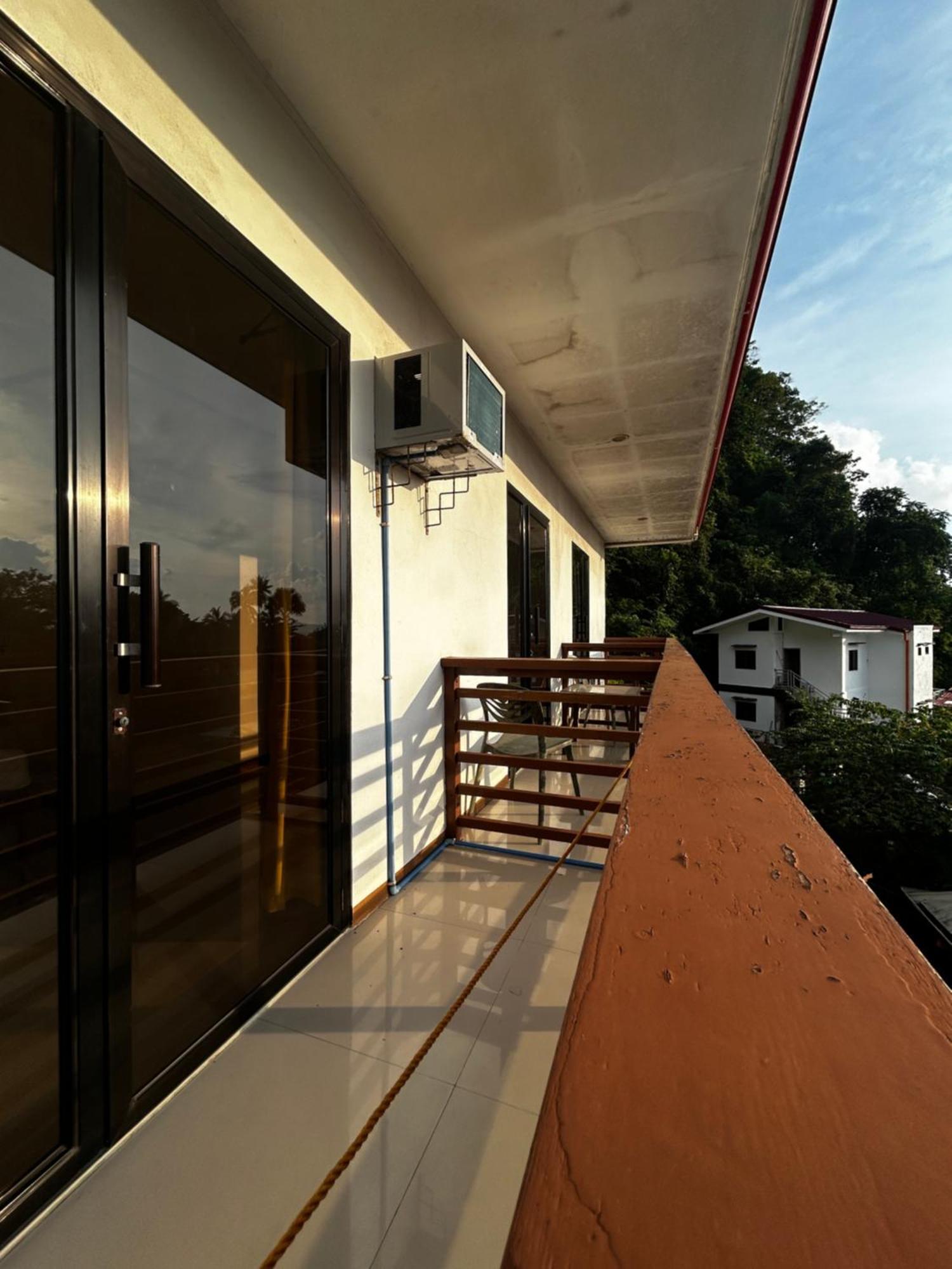 Brenmariel Tourist Inn El Nido Exterior foto